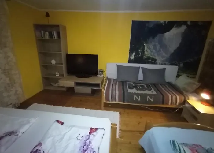 Kert Oevezeti Lakas Gyöngyös